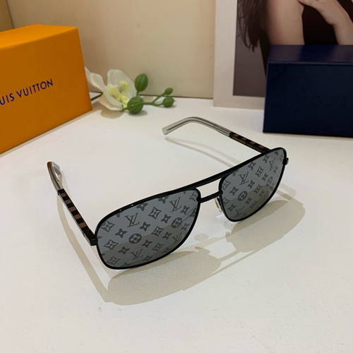 ルイヴィトンサングラス正面デザイン